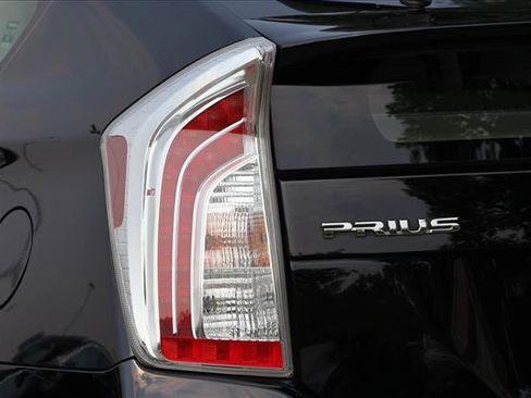 Used 2013 Toyota Prius Two FWD image 11