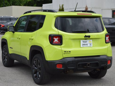 Used 2017 Jeep Renegade Altitude AWD/4WD image 4