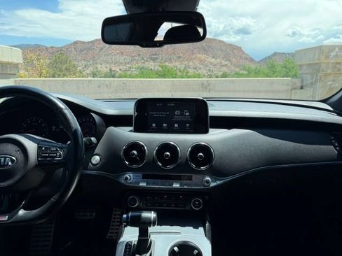 Used 2019 Kia Stinger GT AWD/4WD image 14
