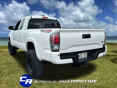 Used 2023 Toyota Tacoma TRD Sport image 5