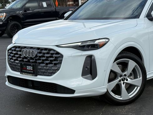 Used 2025 Audi Q5 Prestige AWD/4WD image 2