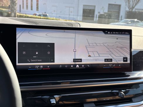 Used 2026 BMW X5 sDrive40i w/ M Sport Package image 27