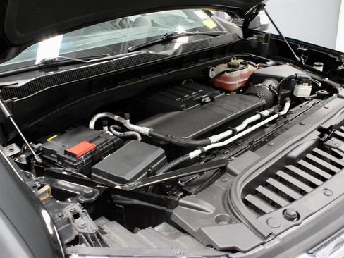 Used 2022 Chevrolet Silverado 1500 LT AWD/4WD image 19