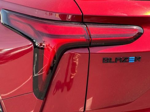 Used 2024 Chevrolet Blazer EV RS image 46