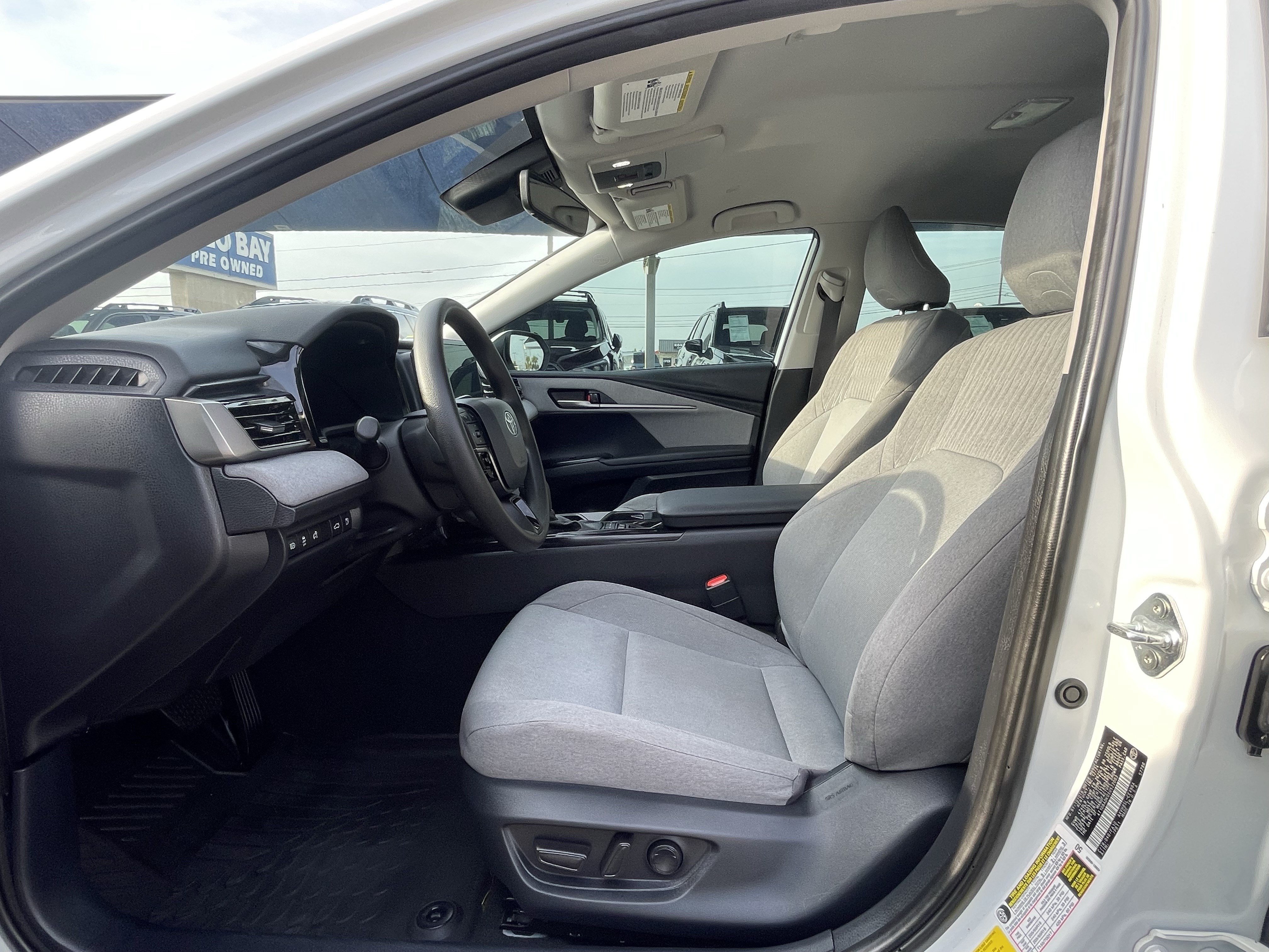 Used 2025 Toyota Camry LE w/ Convenience Package AWD/4WD image 20