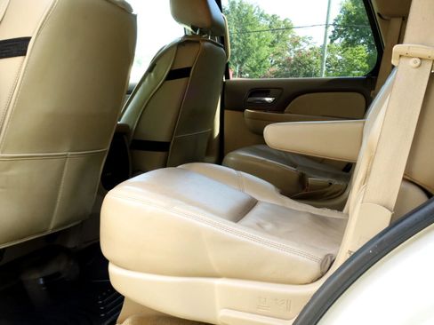 Used 2012 Chevrolet Tahoe LTZ image 39