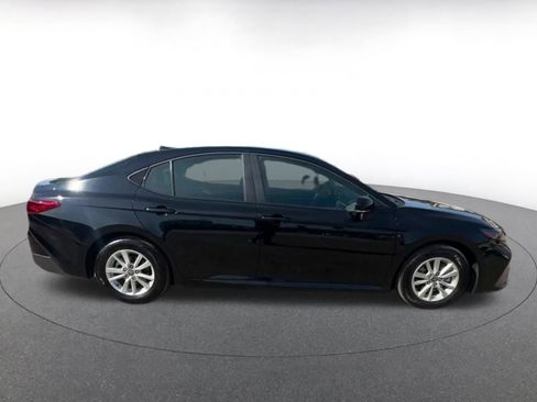 Used 2025 Toyota Camry LE image 16
