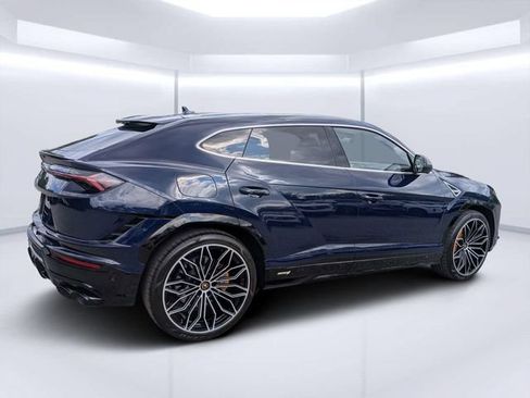 Used 2024 Lamborghini Urus S AWD/4WD image 3