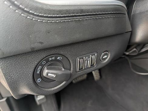 Used 2023 Dodge Charger R/T w/ Daytona Edition Group RWD image 33