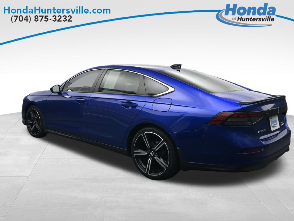 Used 2024 Honda Accord Sport image 2