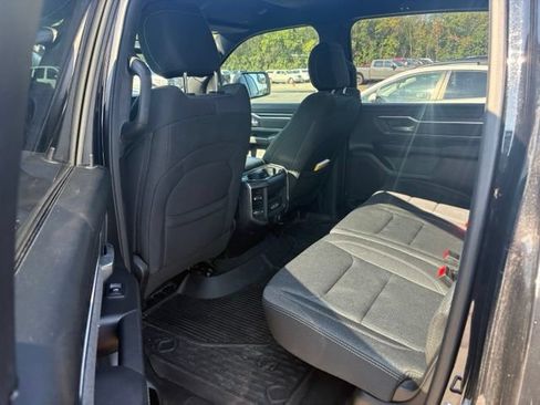 Used 2019 RAM 1500 Big Horn AWD/4WD image 10