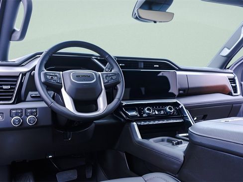 Used 2025 GMC Sierra 2500 Denali w/ Denali Reserve Package image 29