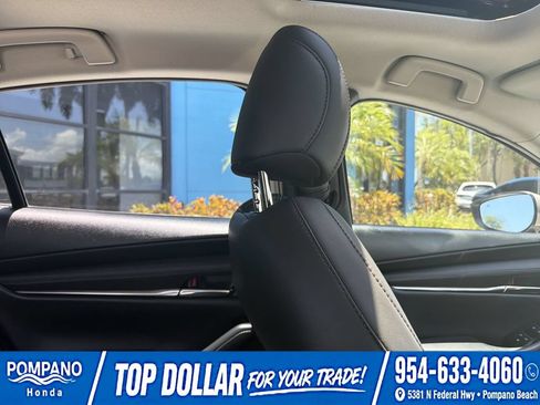 Used 2024 MAZDA MAZDA3 s FWD image 19