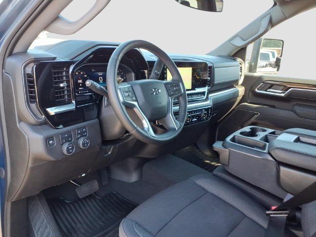 Used 2025 Chevrolet Silverado 2500 LT w/ Trail Boss Package AWD/4WD image 13