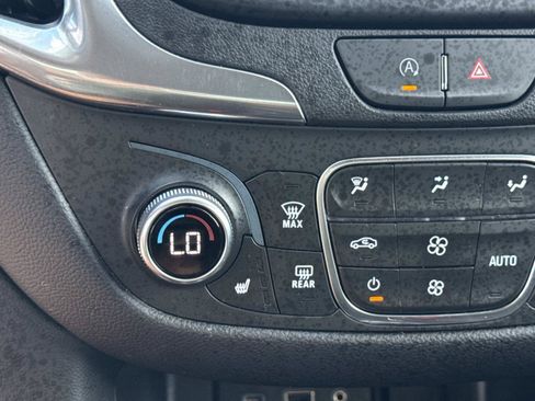 Used 2024 Chevrolet Equinox LT AWD/4WD image 25