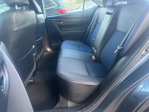 Used 2018 Toyota Corolla SE w/ Body Protection Package FWD image 9