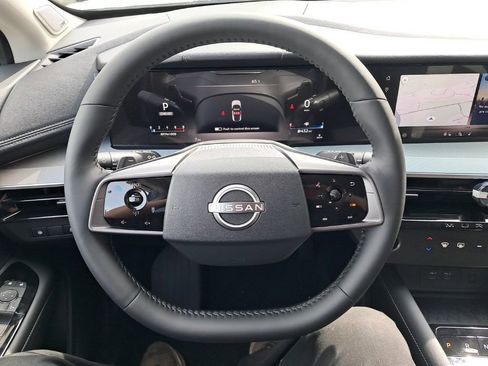 New 2025 Nissan Murano SL image 15