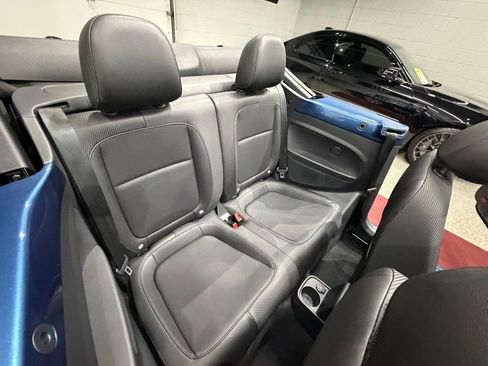 Used 2019 Volkswagen Beetle 2.0T S FWD image 29