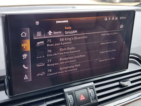 Used 2025 Audi Q5 2.0T Premium Plus w/ Premium Plus Package image 16