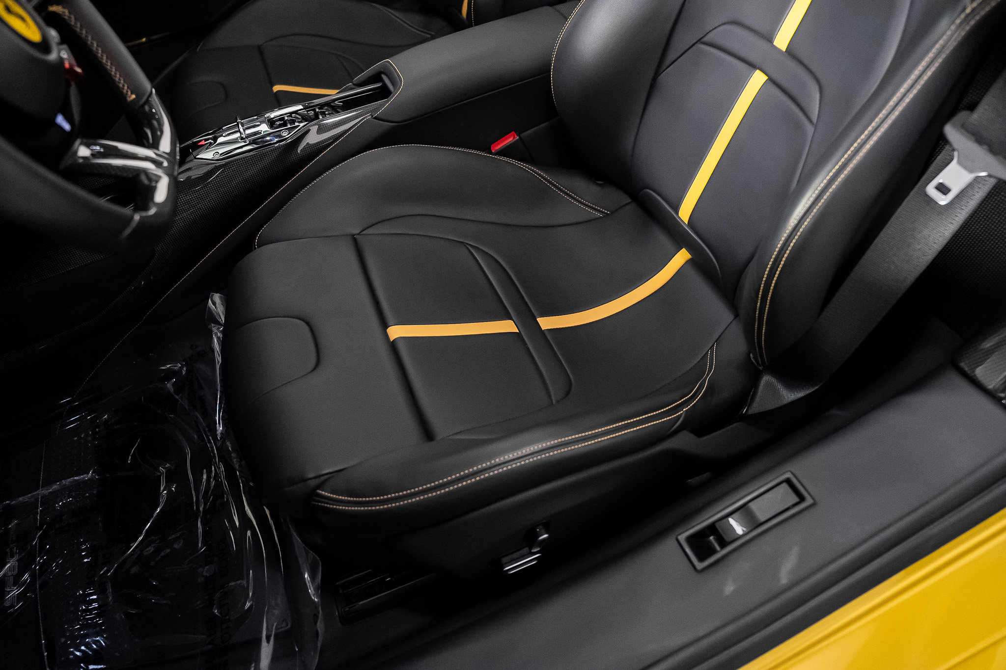 Used 2024 Ferrari SF90 Spider AWD/4WD image 40