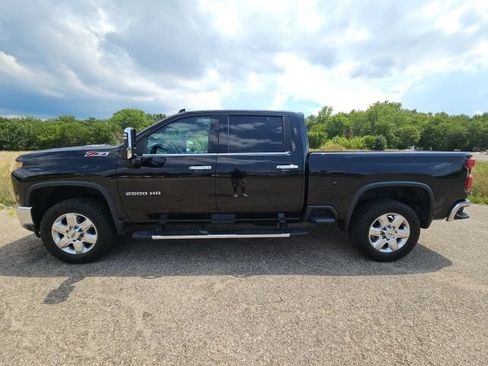 Used 2022 Chevrolet Silverado 2500 LTZ w/ LTZ Convenience Package AWD/4WD image 7