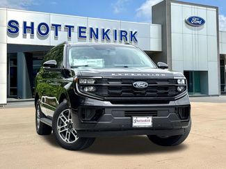 New 2026 Ford Expedition Active RWD video 1