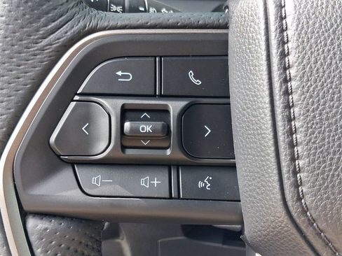 Used 2025 Toyota Tacoma TRD Sport RWD image 18