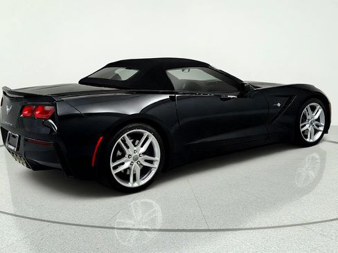 Used 2016 Chevrolet Corvette Stingray Convertible w/ 2LT Preferred Equipment Group RWD image 5