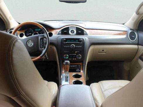 Used 2010 Buick Enclave CXL w/ Trailering Provision Package image 8