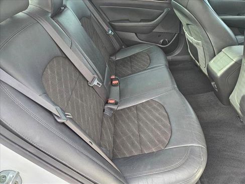 Used 2015 Hyundai Sonata Sport w/ Option Group 04 FWD image 17
