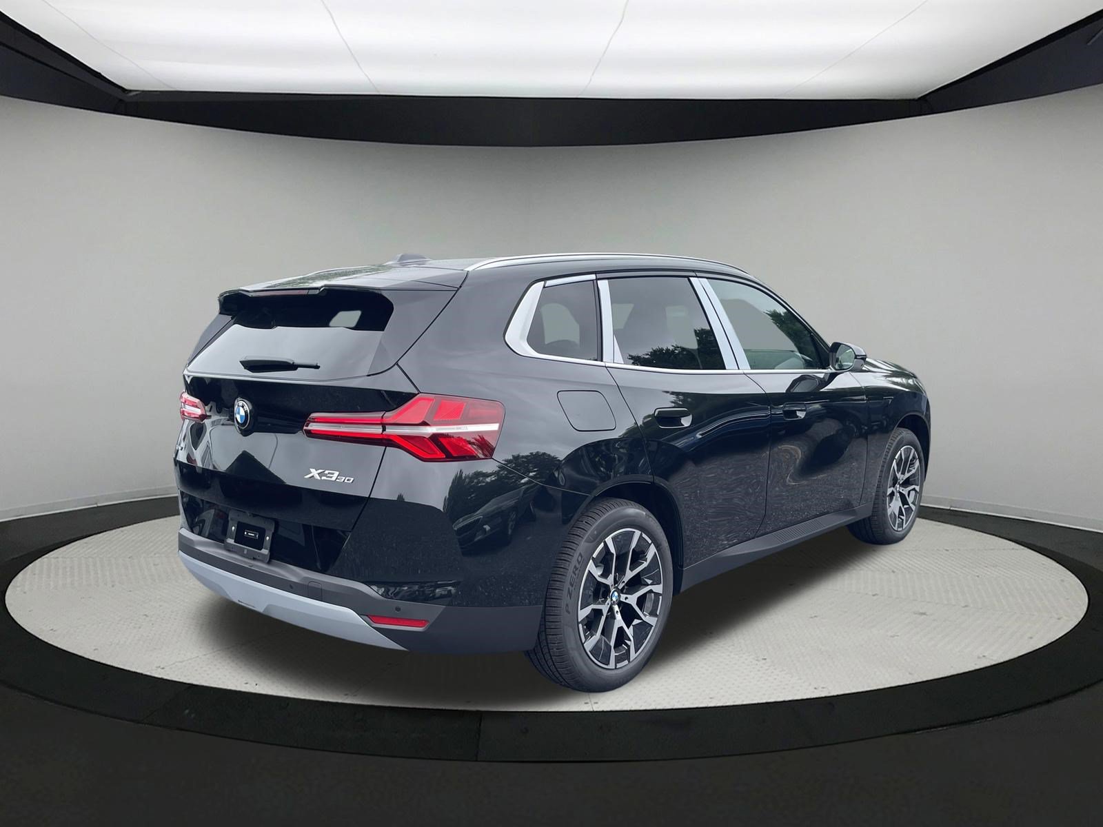 Used 2026 BMW X3 xDrive30i w/ Premium Package AWD/4WD image 5