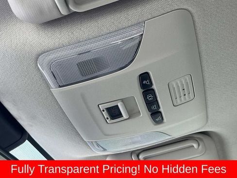 Used 2020 Toyota Corolla LE FWD image 30