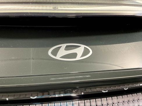 Used 2024 Hyundai Ioniq 6 SE RWD image 30