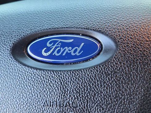 Used 2018 Ford Explorer FWD image 38