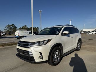 Used 2019 Toyota Highlander Limited video 1