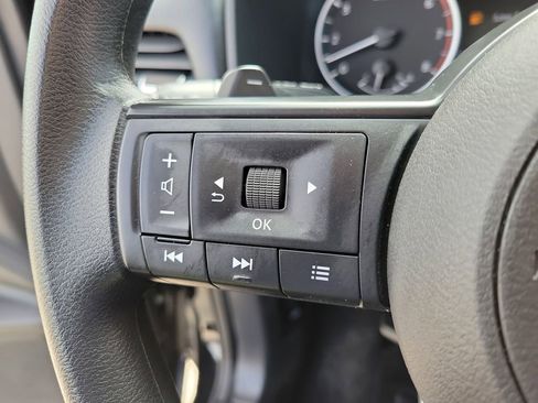 Used 2023 Nissan Rogue S AWD/4WD image 20