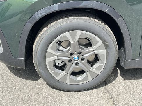 Used 2025 BMW X1 xDrive28i w/ Technology Package image 3