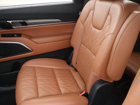 Certified 2025 Kia Telluride SX Prestige X-Pro AWD/4WD image 16