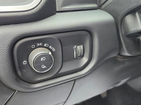 Used 2024 RAM 2500 Big Horn image 18