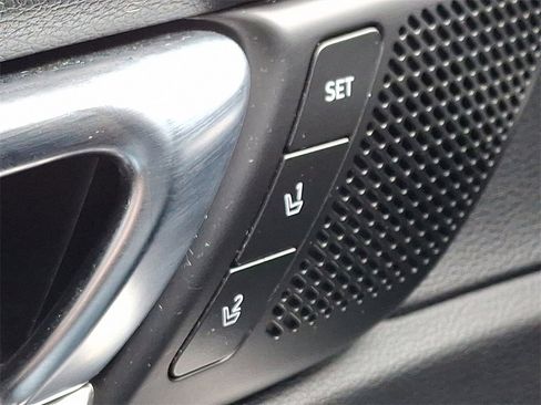 Used 2021 Kia Telluride SX w/ SX Prestige Package image 28