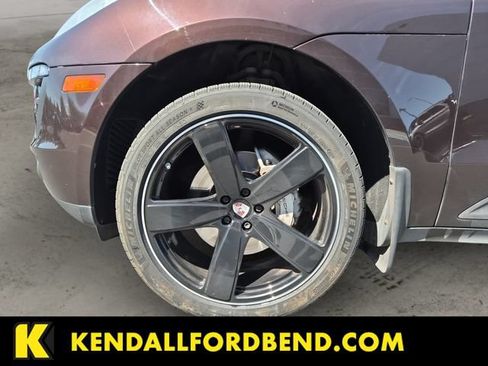 Used 2015 Porsche Macan S AWD/4WD image 9