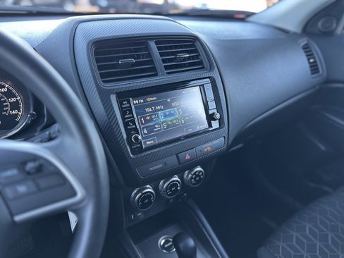 Used 2024 Mitsubishi Outlander Sport AWD image 18