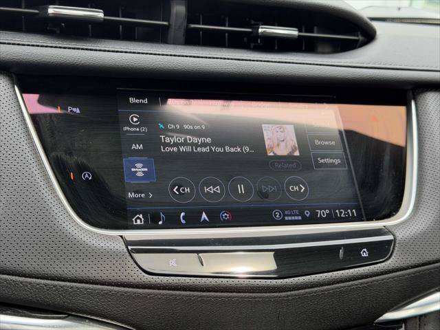 Used 2024 Cadillac XT5 Premium Luxury w/ LPO, Floor Liner Package AWD/4WD image 30
