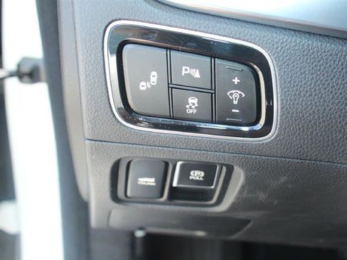 Used 2014 Hyundai Equus Signature image 21