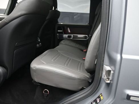 Used 2025 Mercedes-Benz G 550 image 21