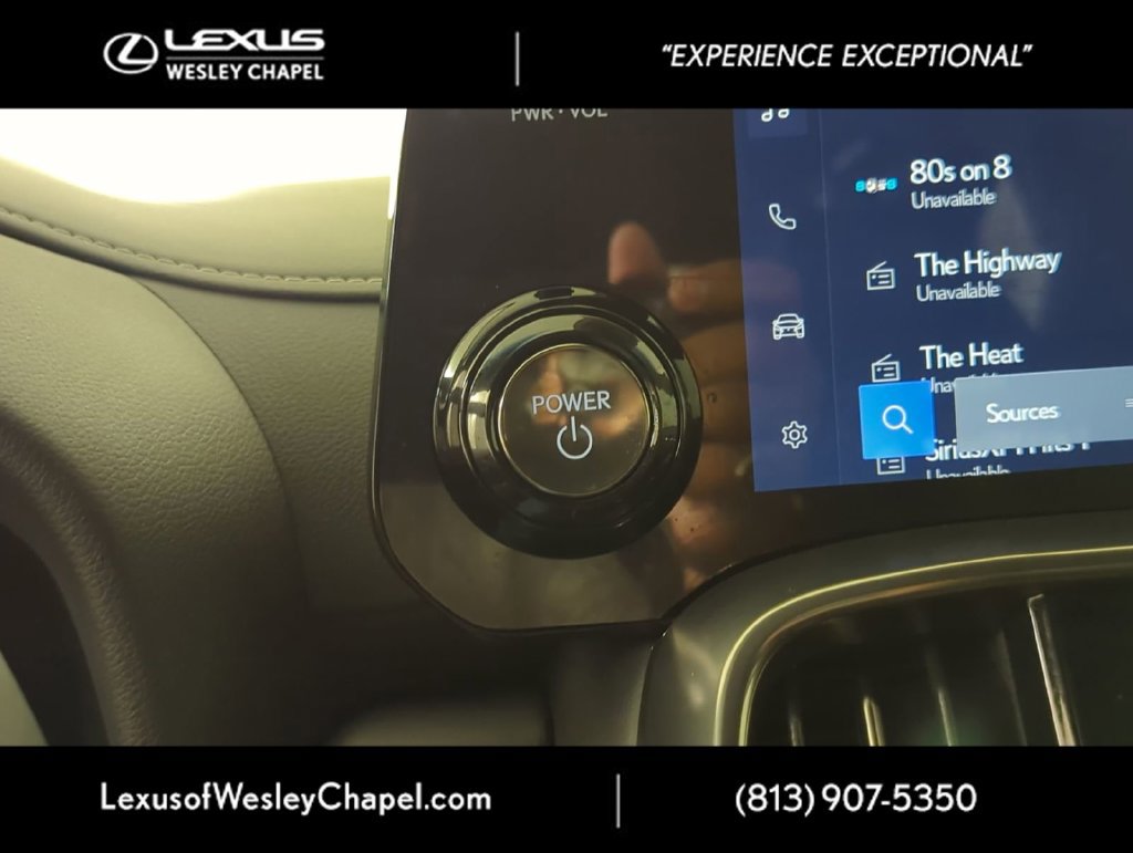 Used 2025 Lexus LX 700h Overtrail AWD/4WD image 31