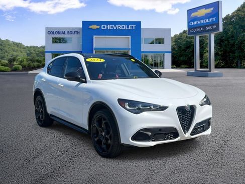 Used 2024 Alfa Romeo Stelvio Veloce AWD/4WD image 8