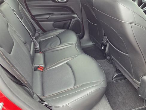 Used 2022 Jeep Compass Limited image 12