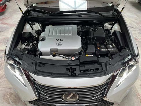 Used 2018 Lexus ES 350 w/ Luxury Package w/Wood Trim FWD image 35
