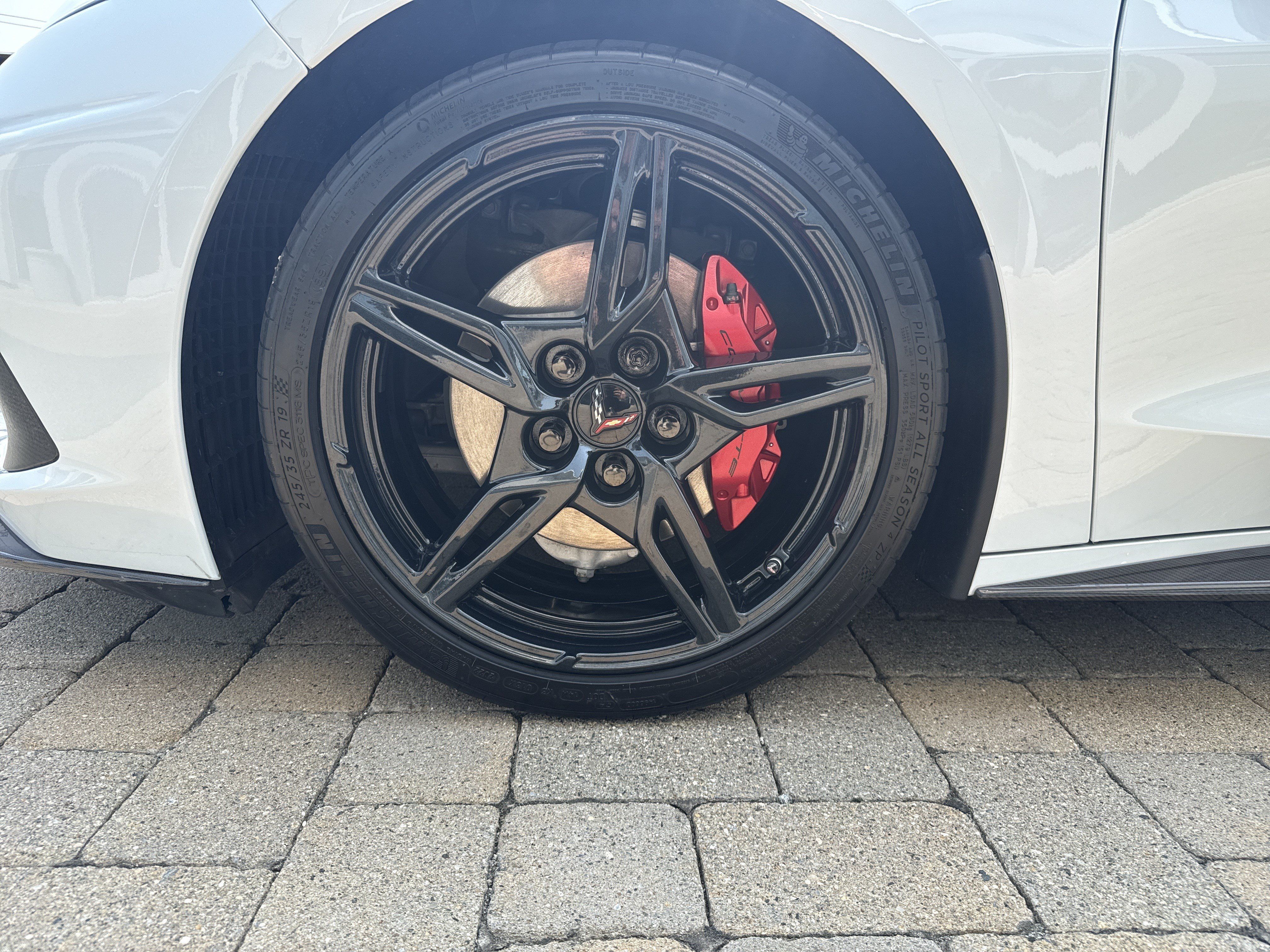 Used 2022 Chevrolet Corvette Stingray Premium Conv w/ LPO, Roadside Safety Package RWD image 6